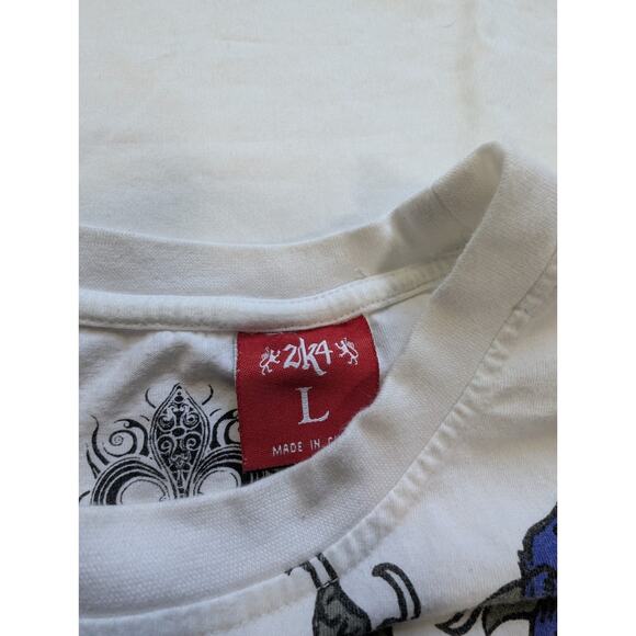 Vintage 2K4 Shield And Griffin Y2K White Tshirts Large - Picture 2 of 5